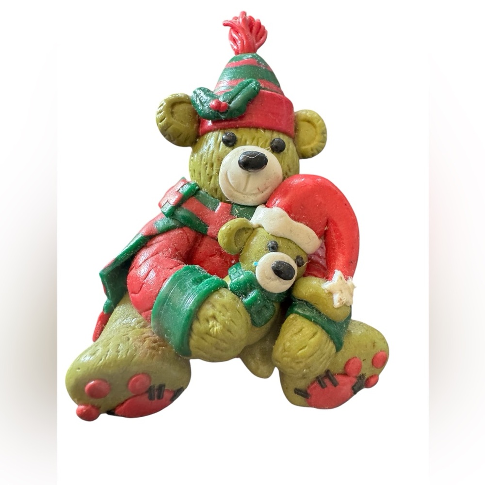 Vintage Christmas bear pin